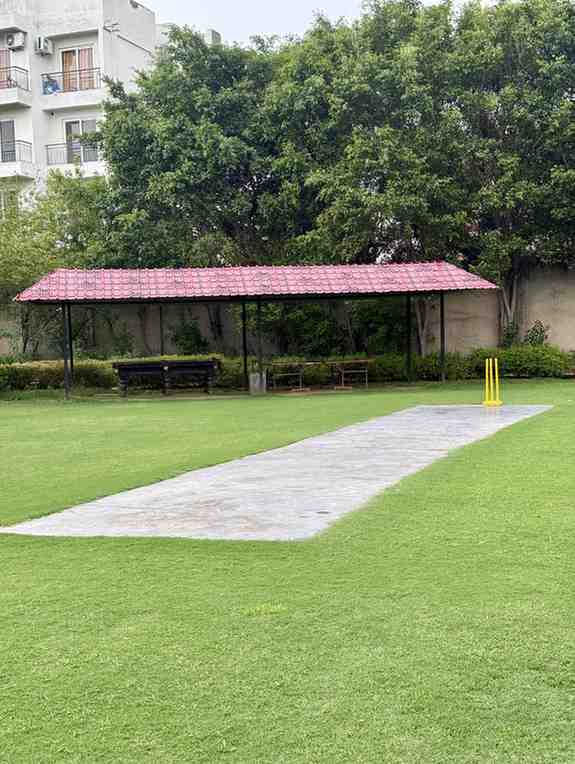 3 Bhk Luxurious Farm with Pool in Gurugram 
