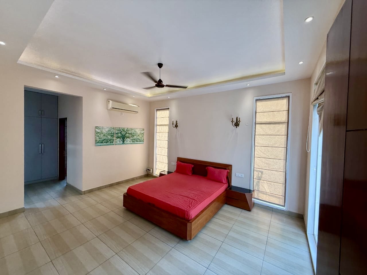 3Bhk Luxurious Farmhouse in Gurugram with Private Pool 