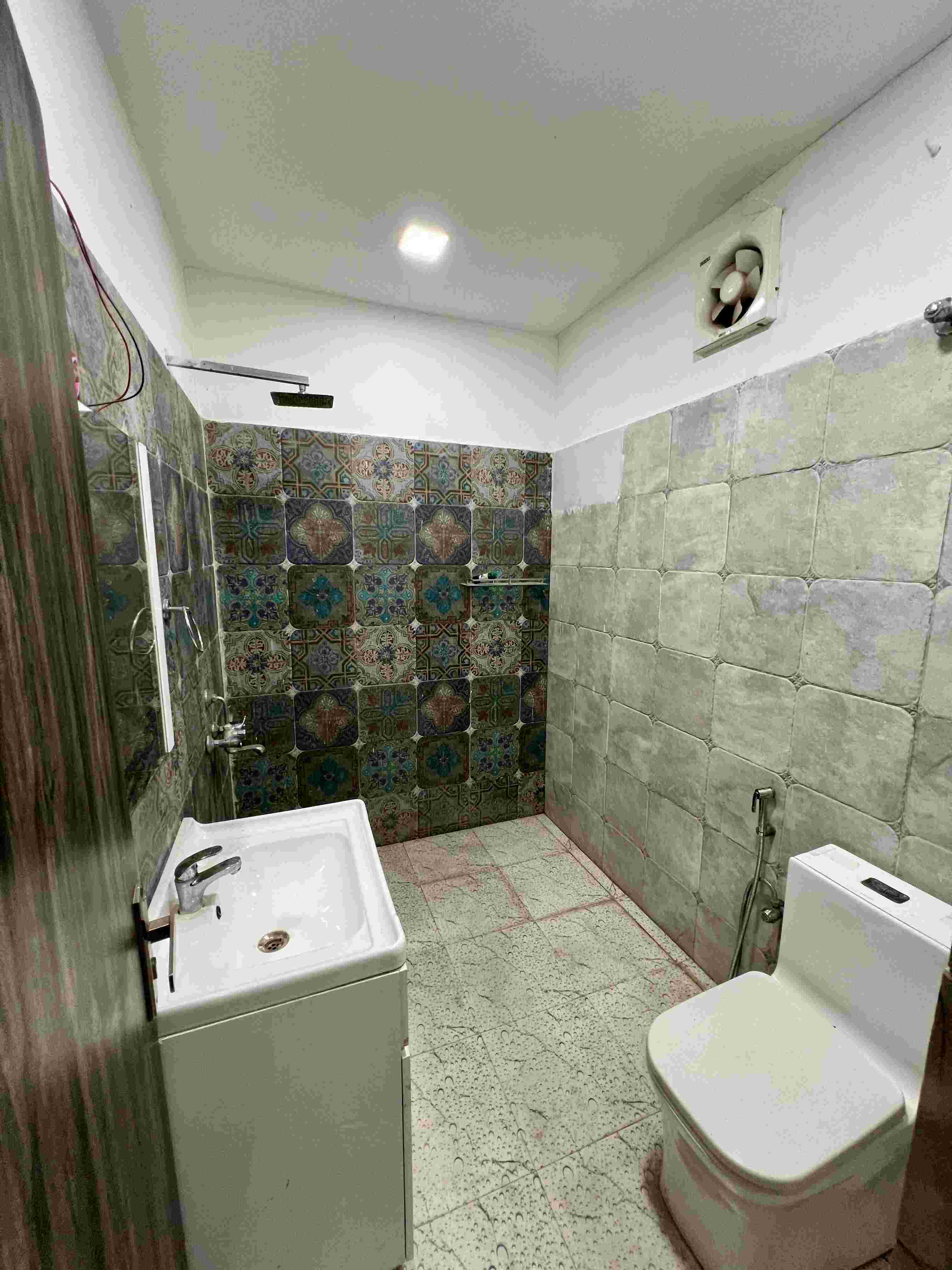 3 Bhk Farmhouse with Private Pool in Noida Sector 135 