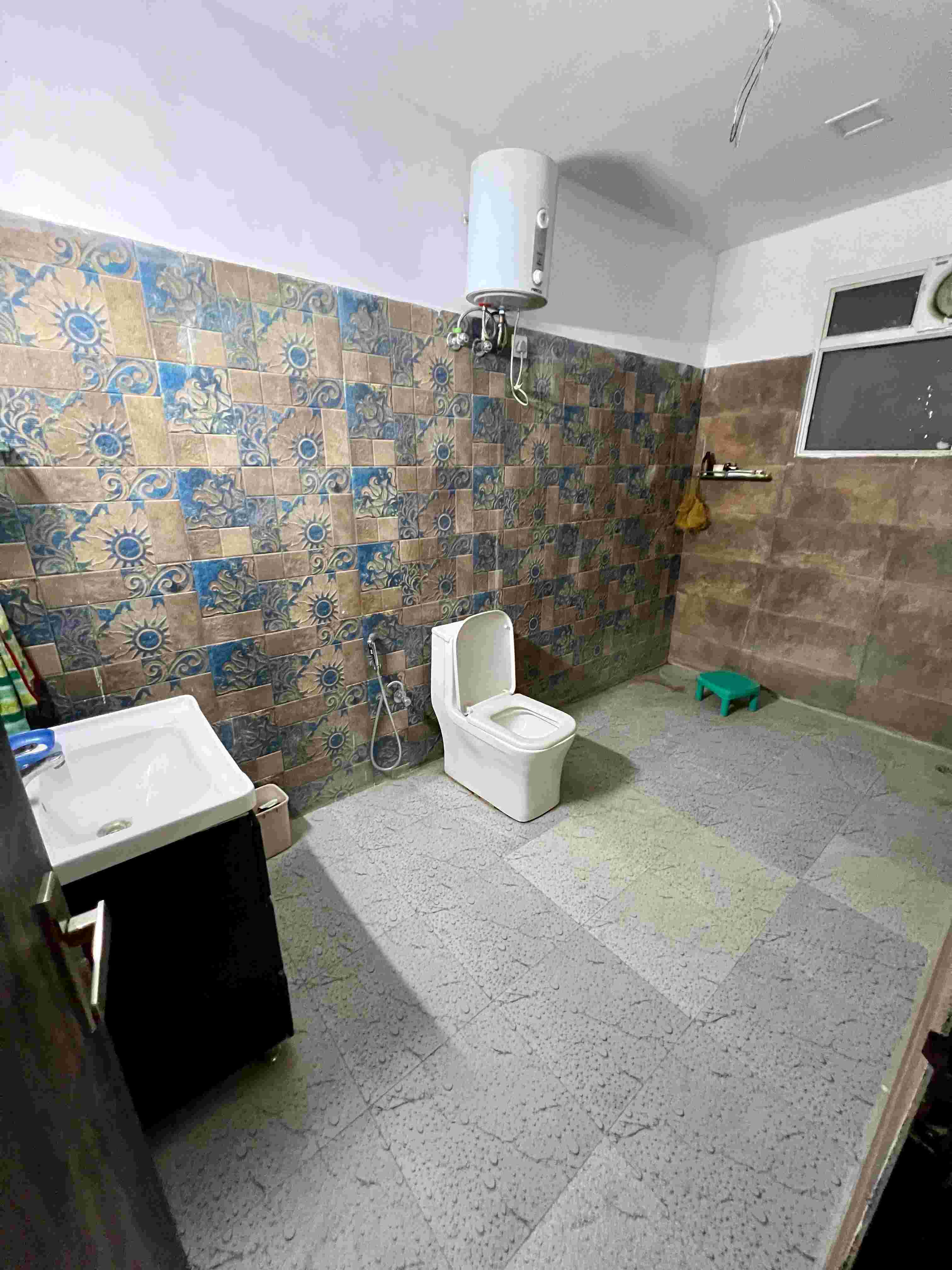 3 Bhk Farmhouse with Private Pool in Noida Sector 135 