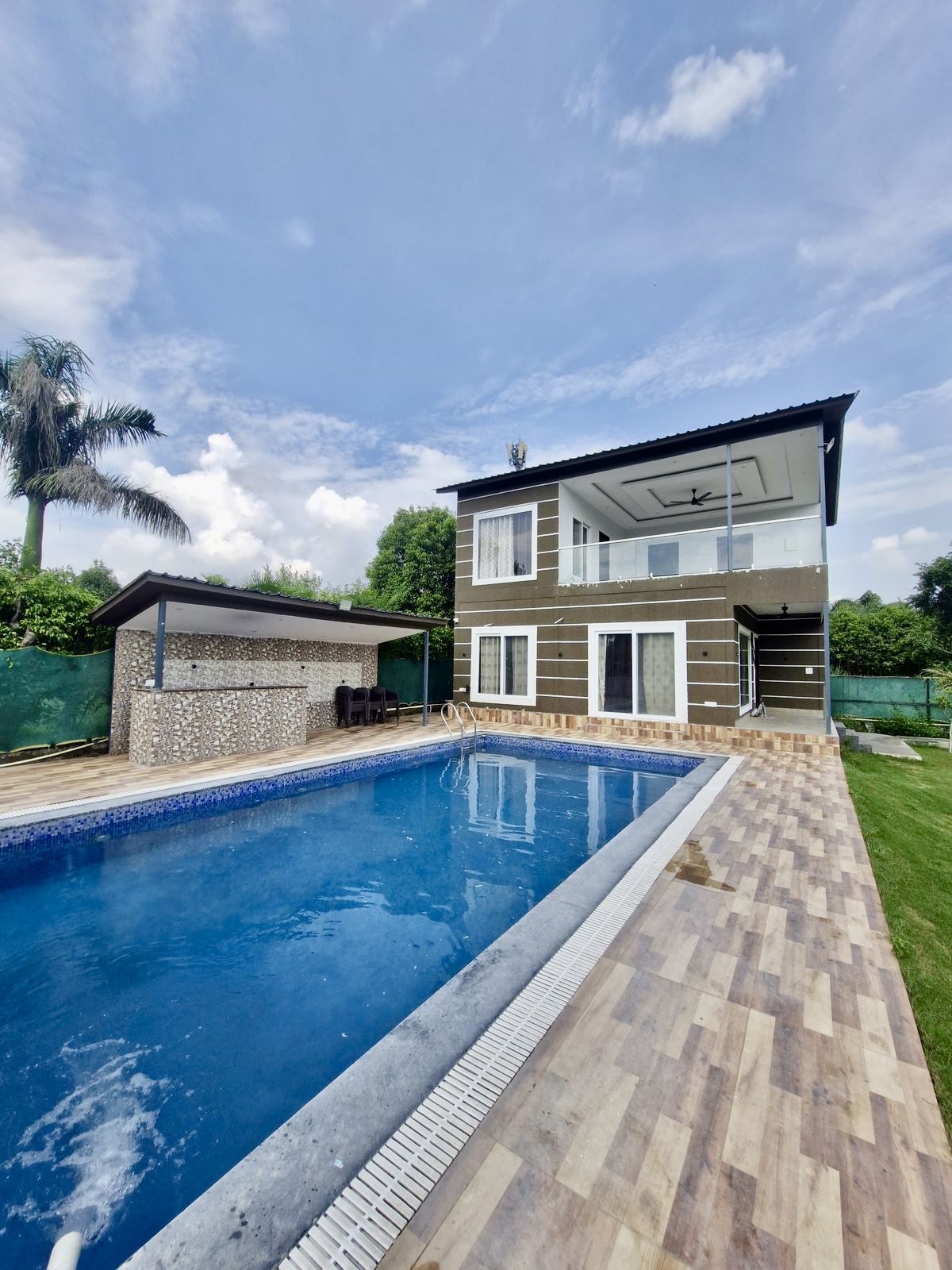 4 Bhk Farmhouse with Private Pool & Bar Area in Noida