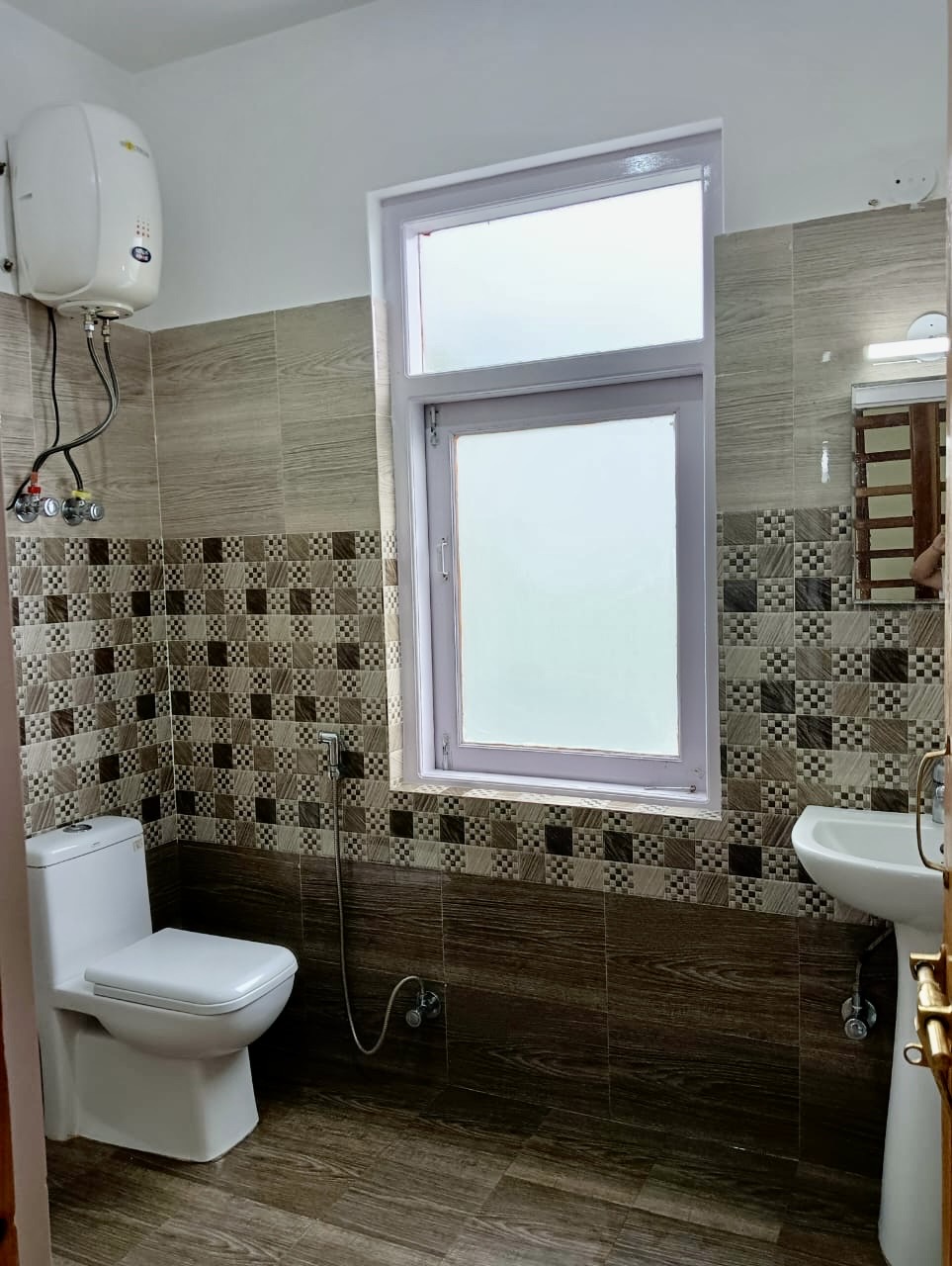 3 Bhk Apartment Homestay Near Manali 