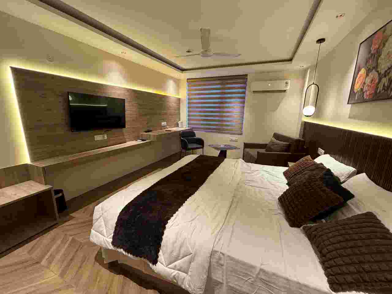 Luxurious Studio Apartment in Greater Noida