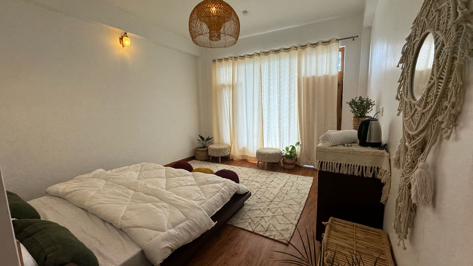 Beautiful Homestay With Breath taking views near Manali with Breath taking Views