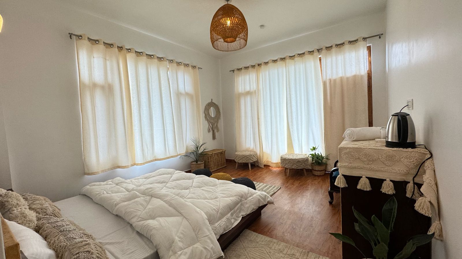 Beautiful Homestay With Breath taking views near Manali with Breath taking Views