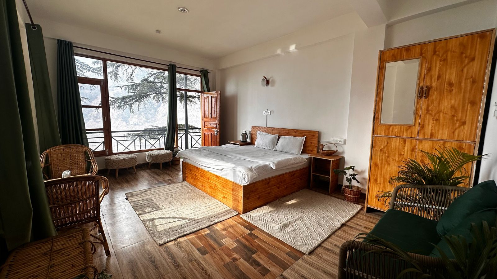 Beautiful Homestay With Breath taking views near Manali with Breath taking Views