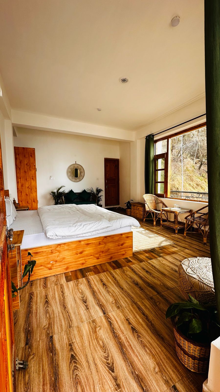 Beautiful Homestay With Breath taking views near Manali with Breath taking Views