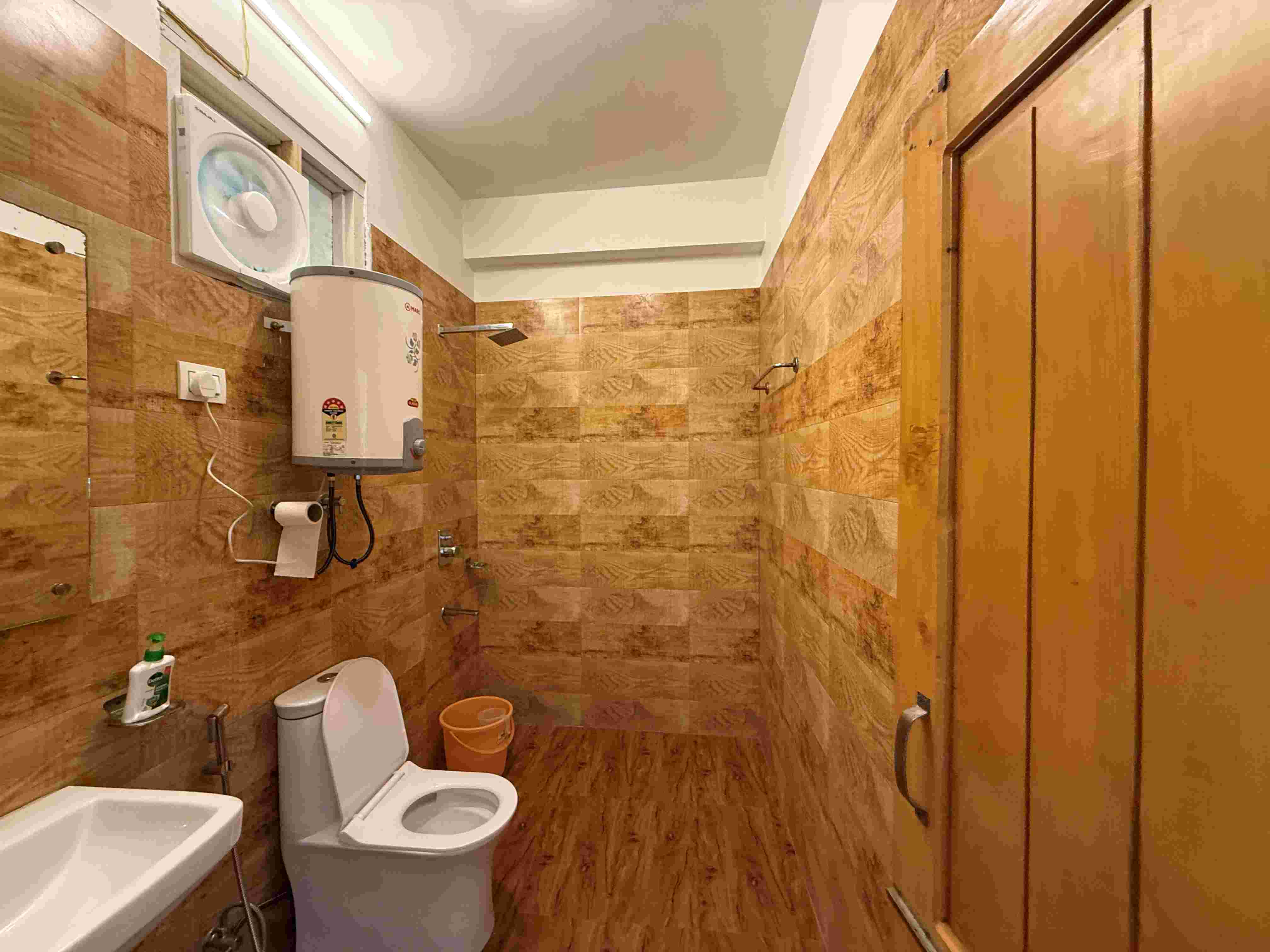 River View Homestay Near Manali