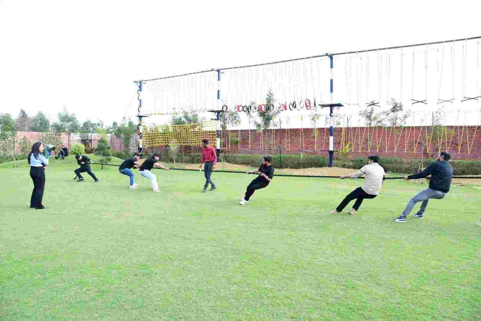 4 Bhk Super Luxurious Farmhouse with Pool in Gurugram