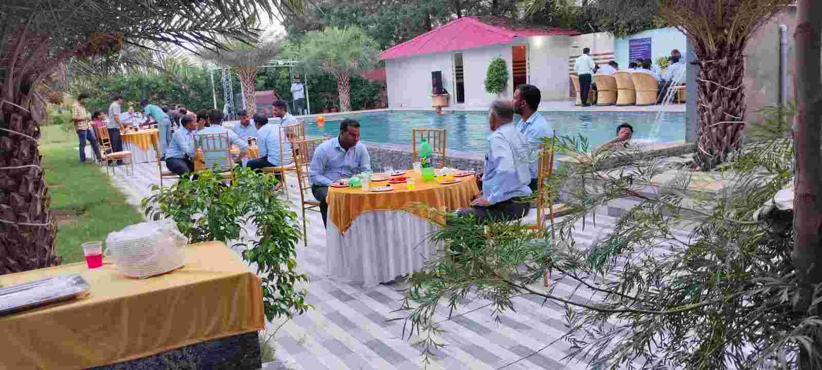 4 Bhk Super Luxurious Farmhouse with Pool in Gurugram