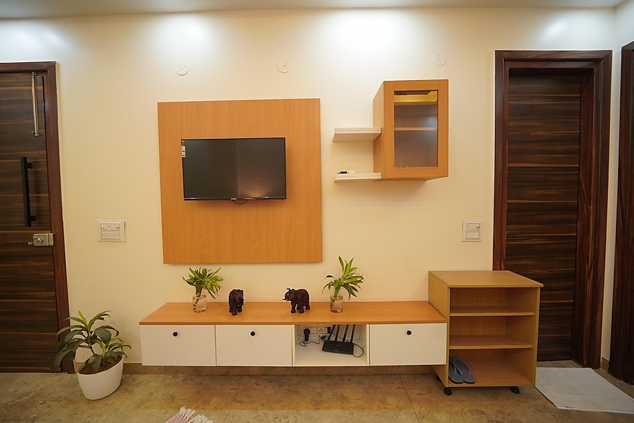 2 BHK Service Apartment on Golf Course Road Gurugram