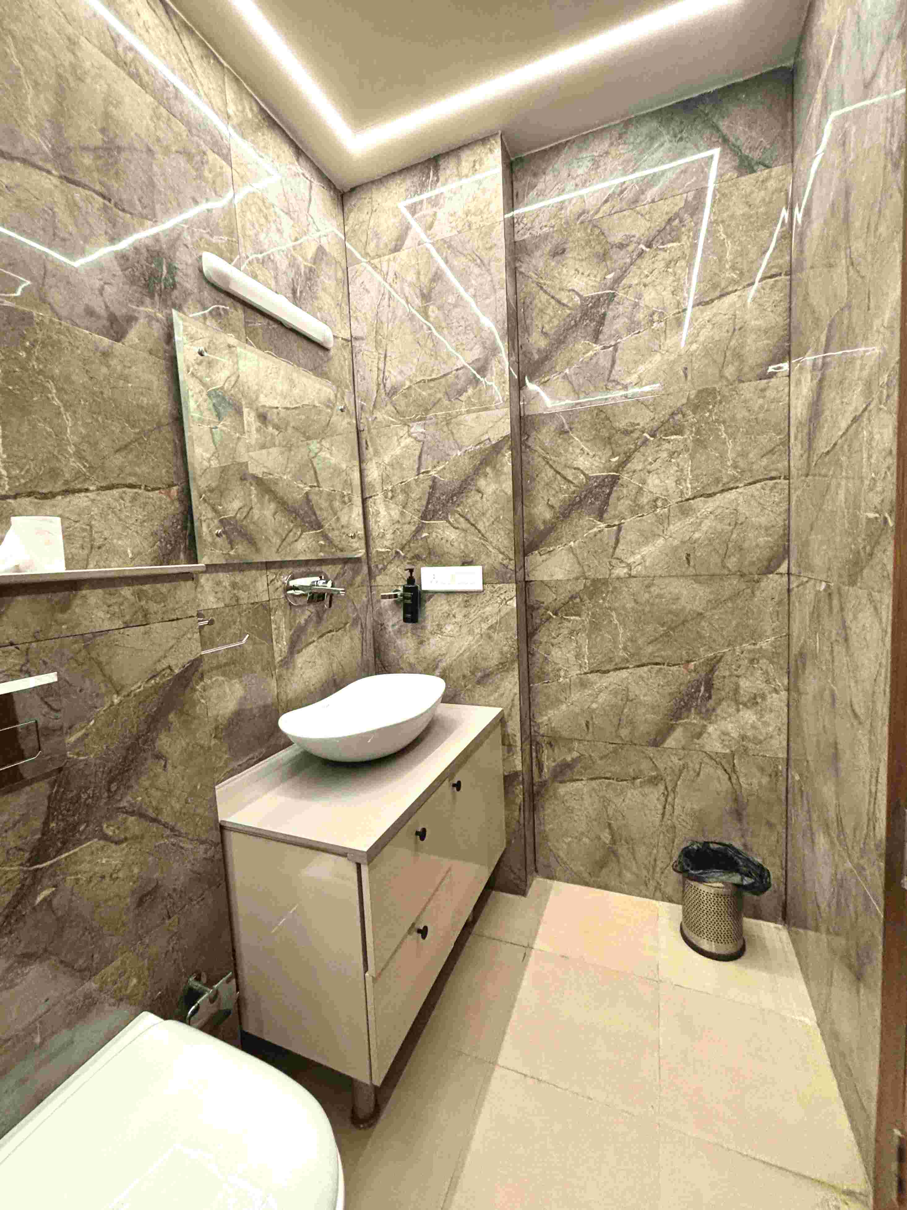 Luxurious 1 BHK Service Apartment in Gurugram