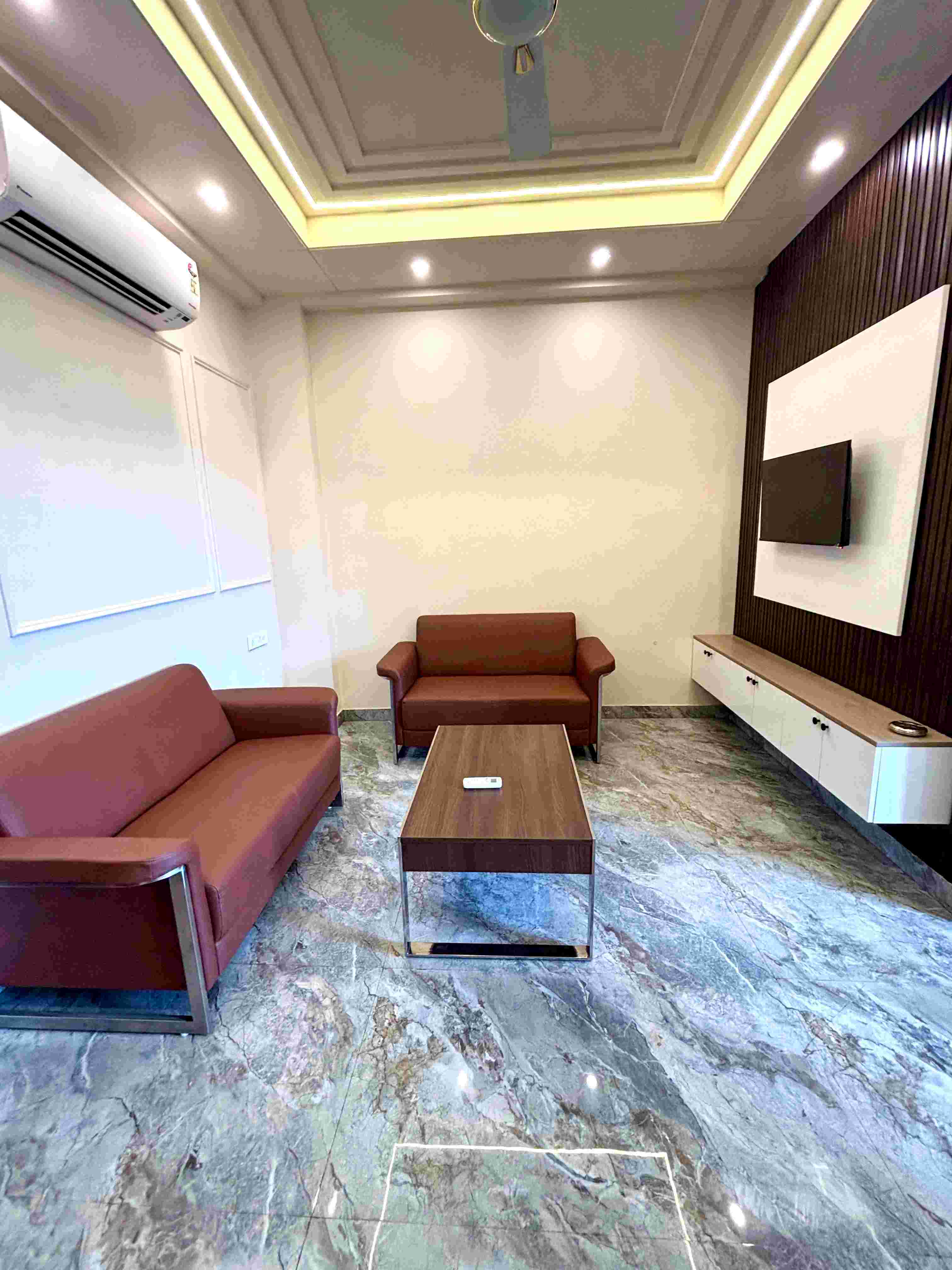Luxurious 1 BHK Service Apartment in Gurugram