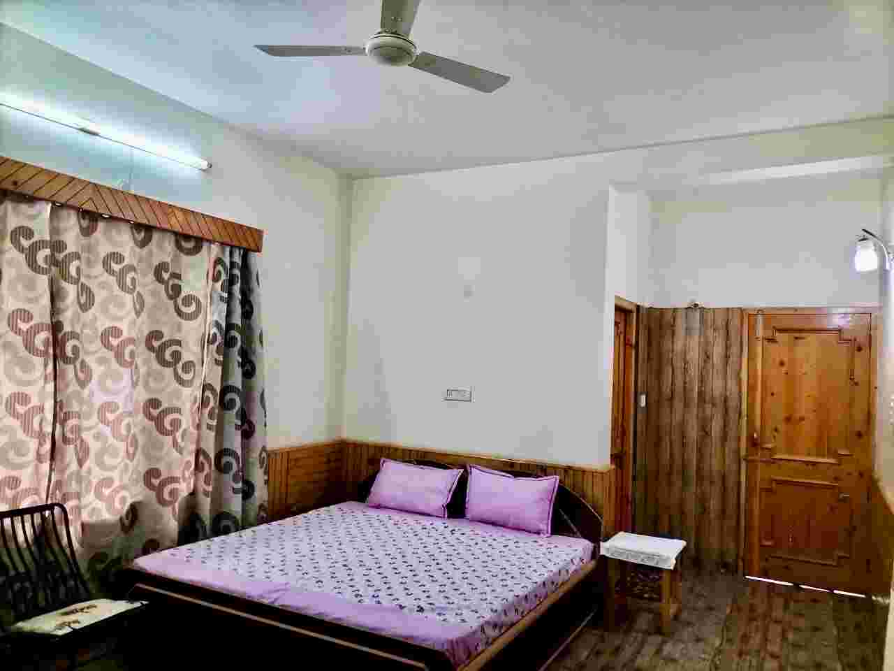 Himalyan Cottage Homestay Near Manali 