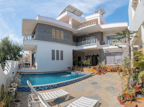 5 BHK Royal Villa With Private Pool & Luxurious Rooms in Udaipur