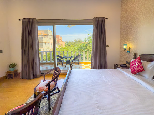 5 BHK Royal Villa With Private Pool & Luxurious Rooms in Udaipur