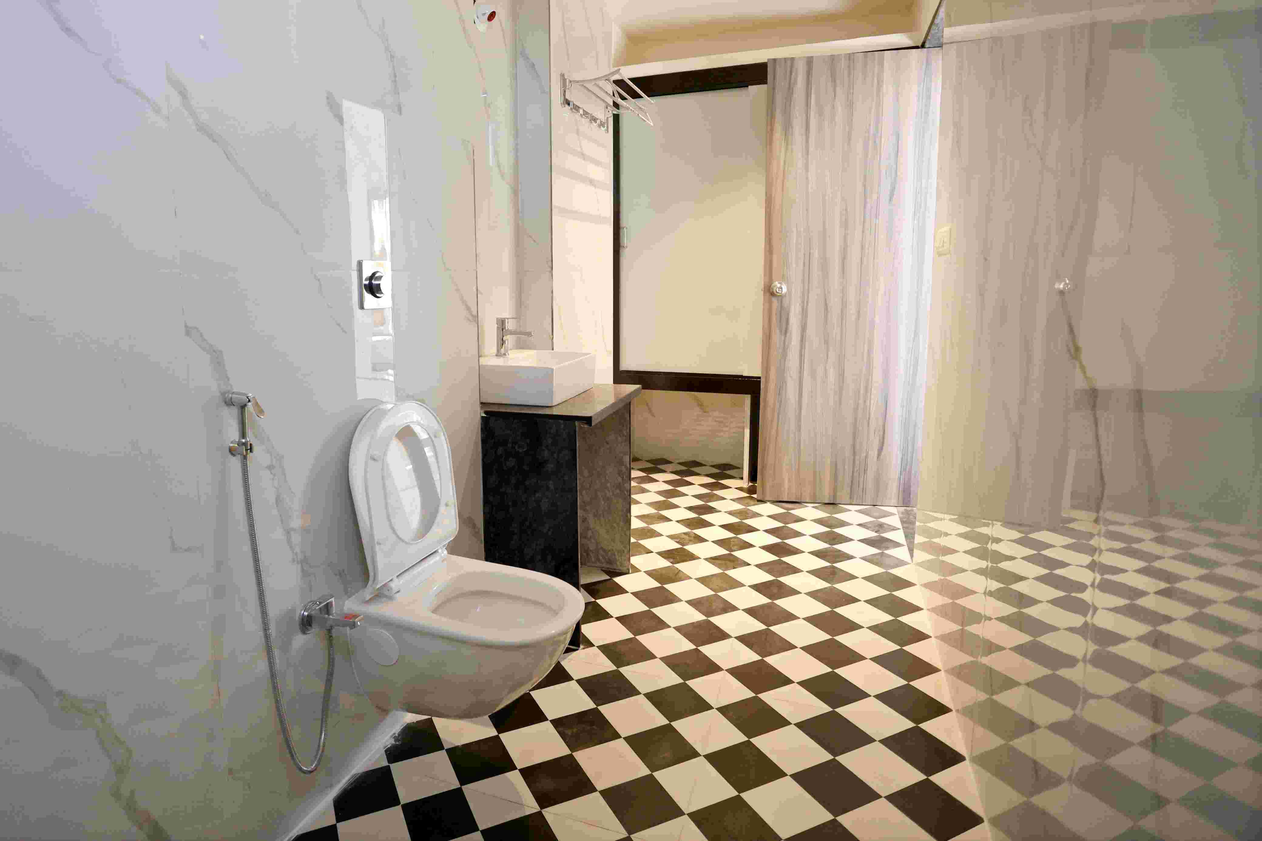 4 BHK Private Villa With Swimming Pool & Garden Area in Udaipur