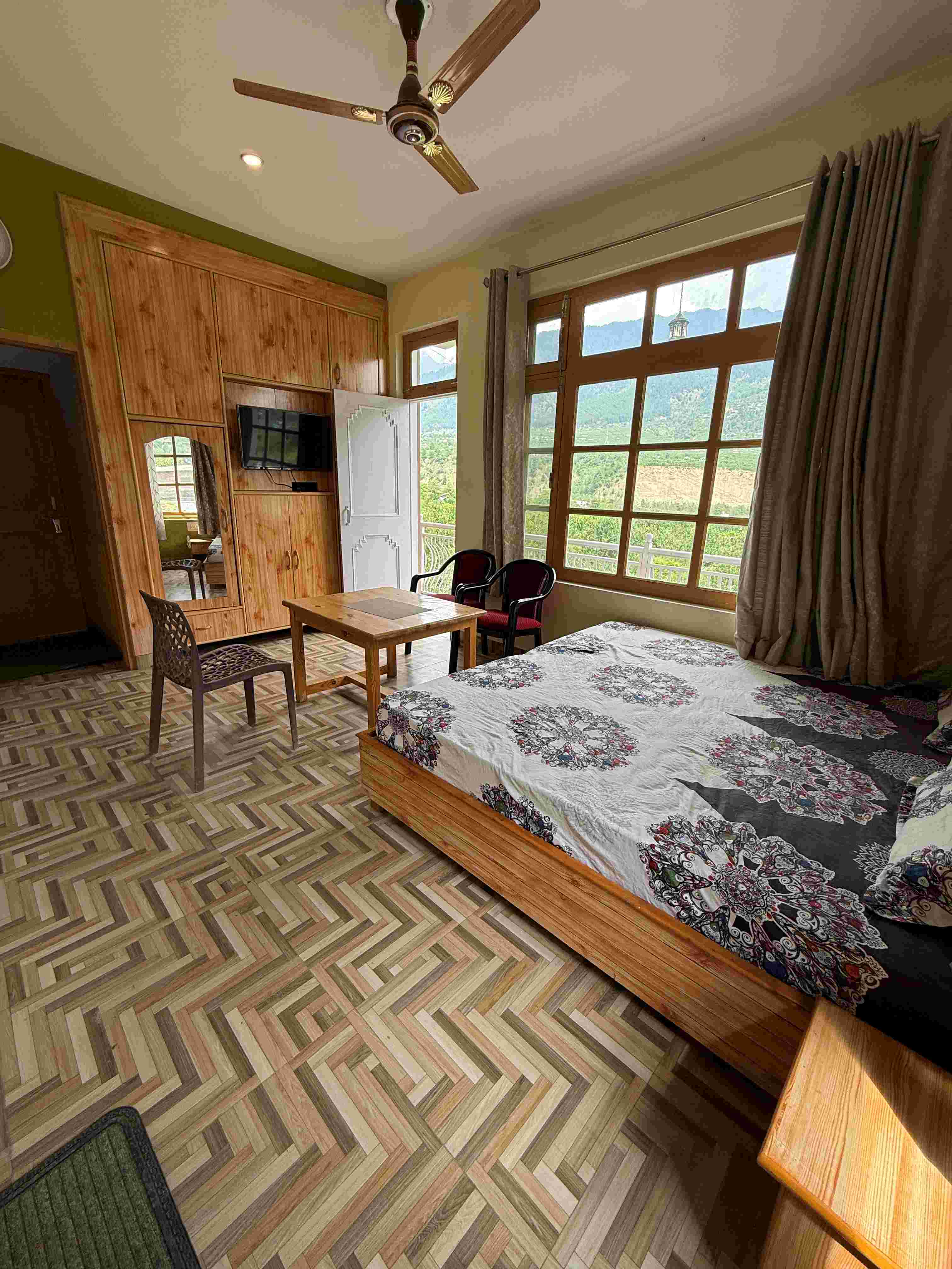 Budget Homestay Near Manali 