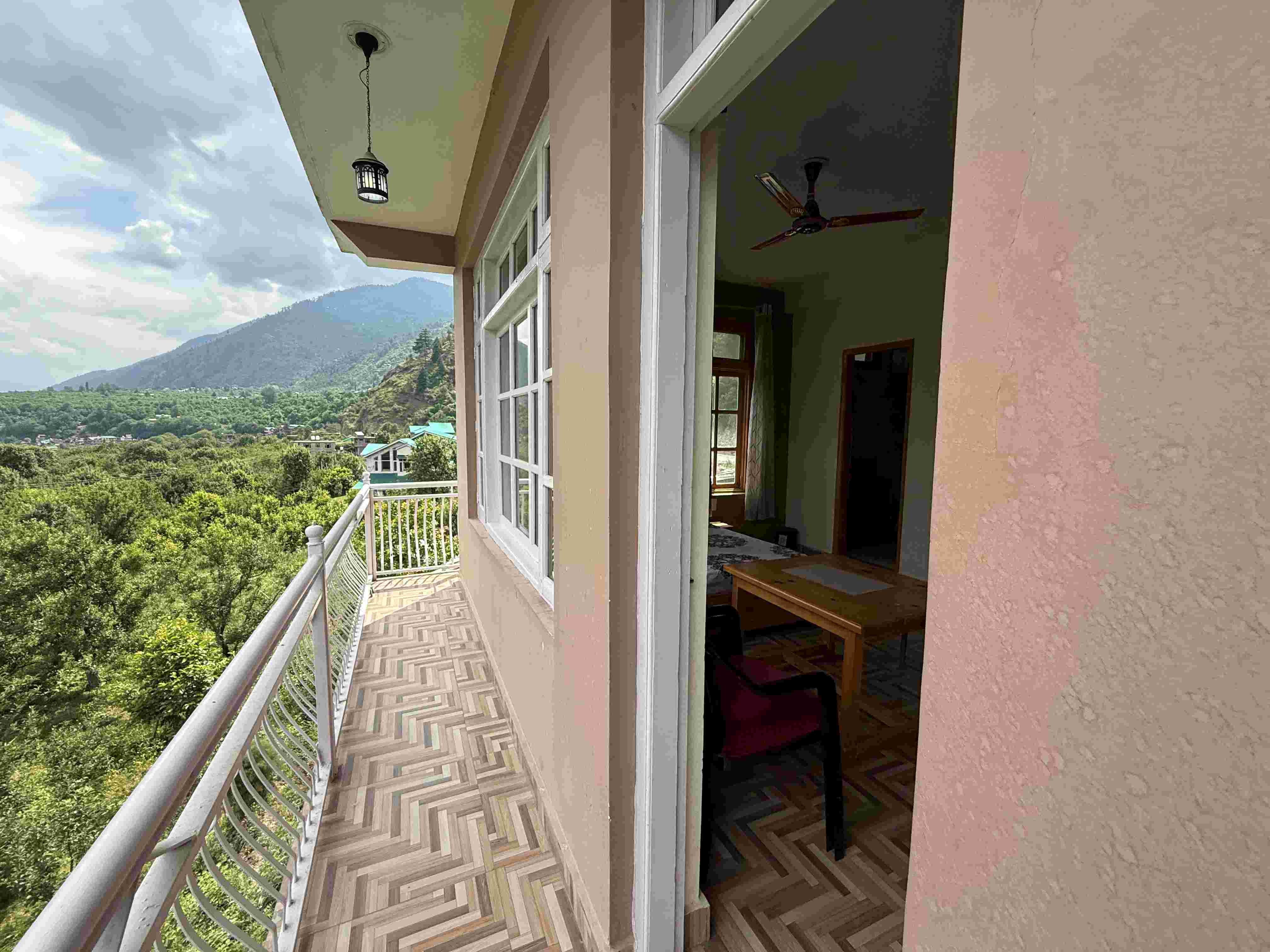 Budget Homestay Near Manali 