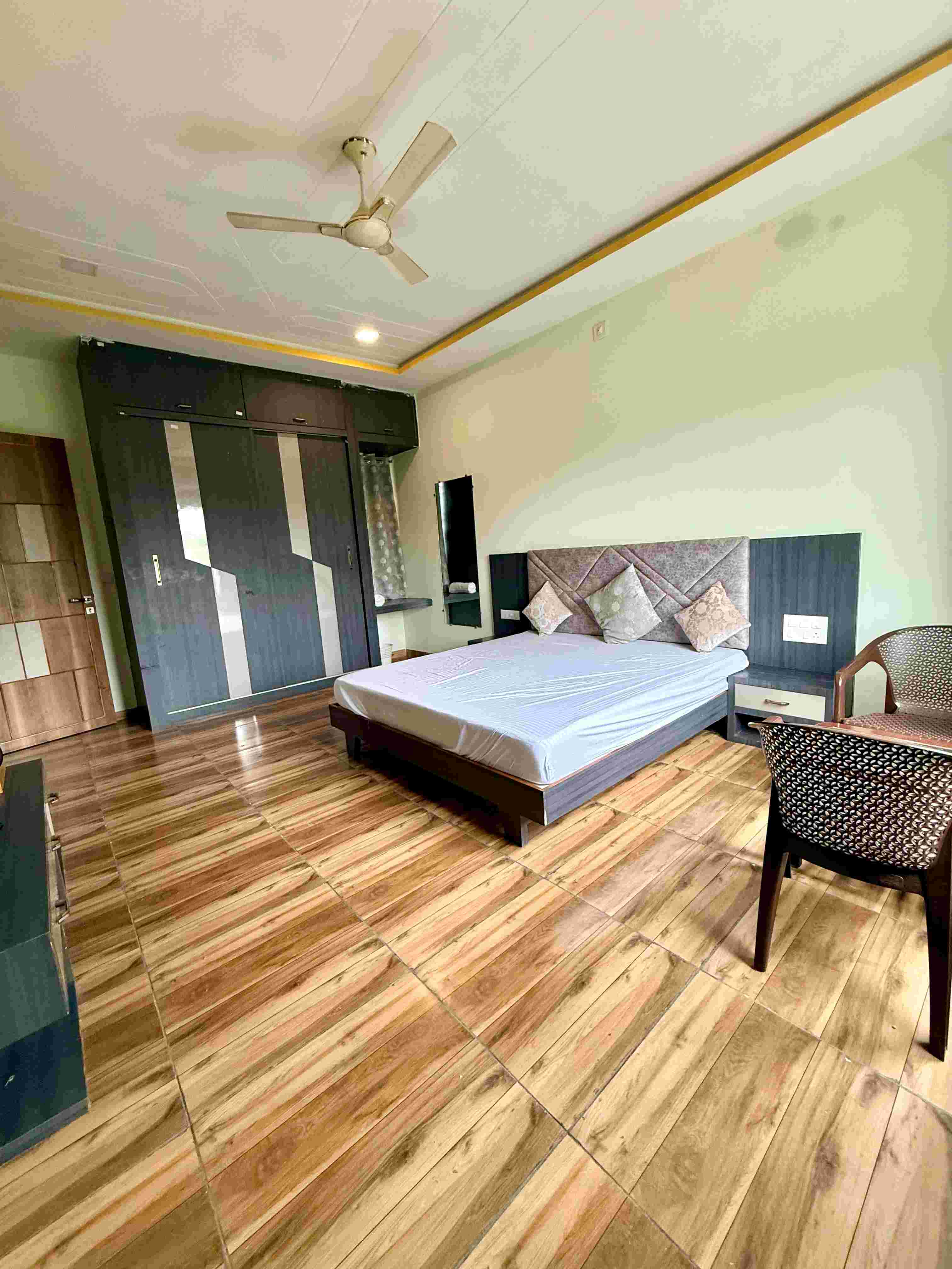 6 BHK Luxurious Villa in Udaipur