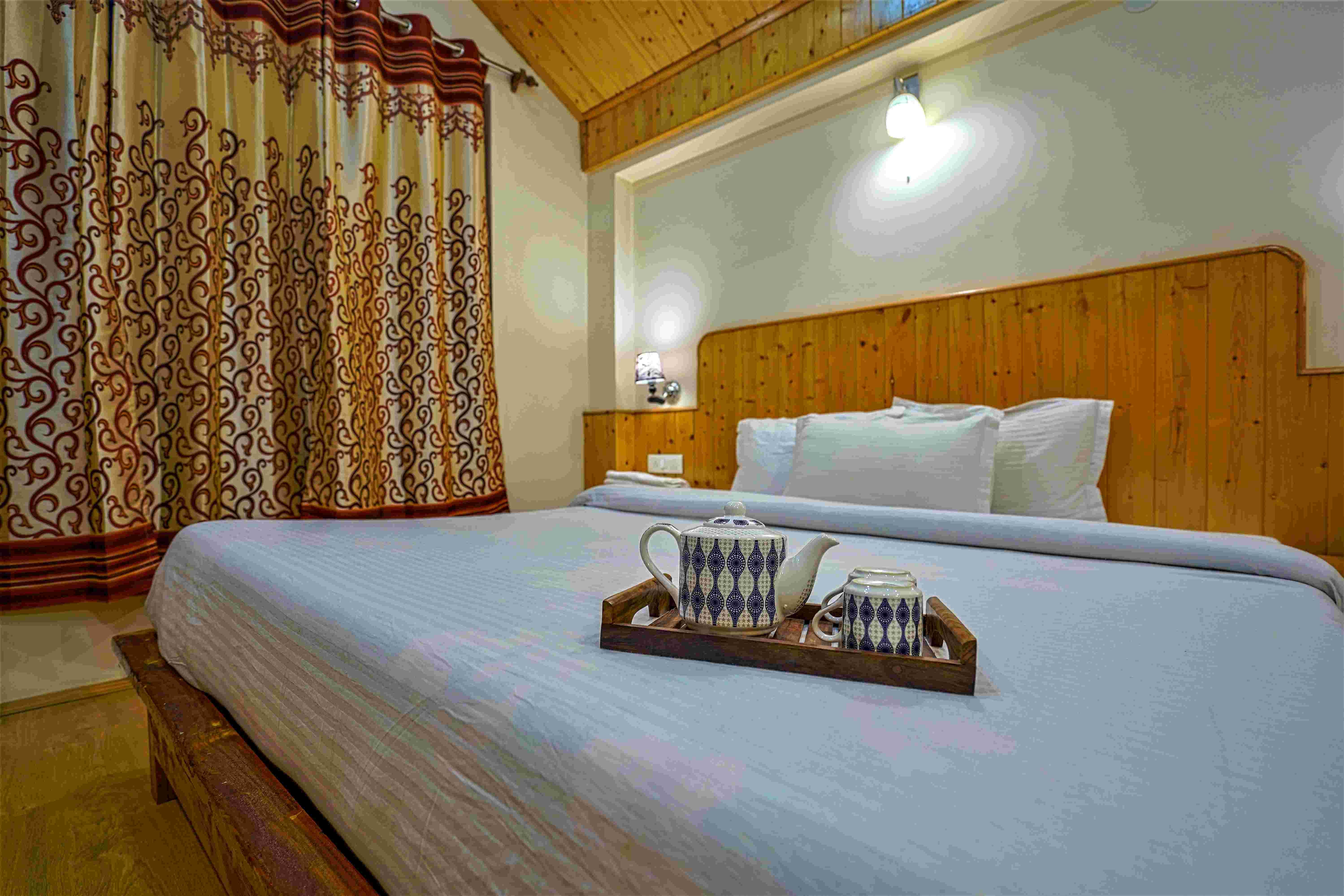 4Bhk Wooden Cottage in Manali