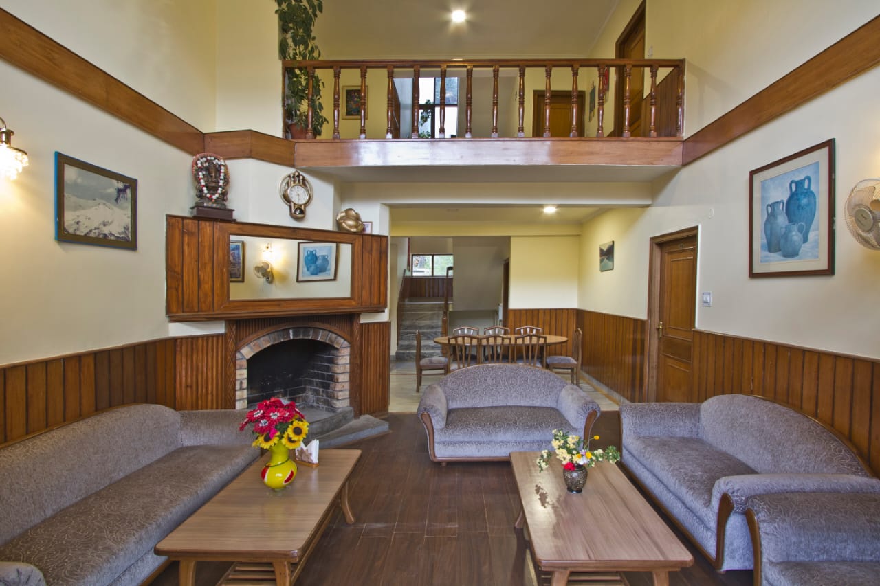 5Bhk Cottage in Manali with Breath taking View