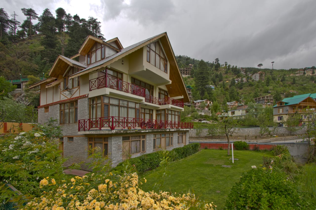 5Bhk Cottage in Manali with Breath taking View