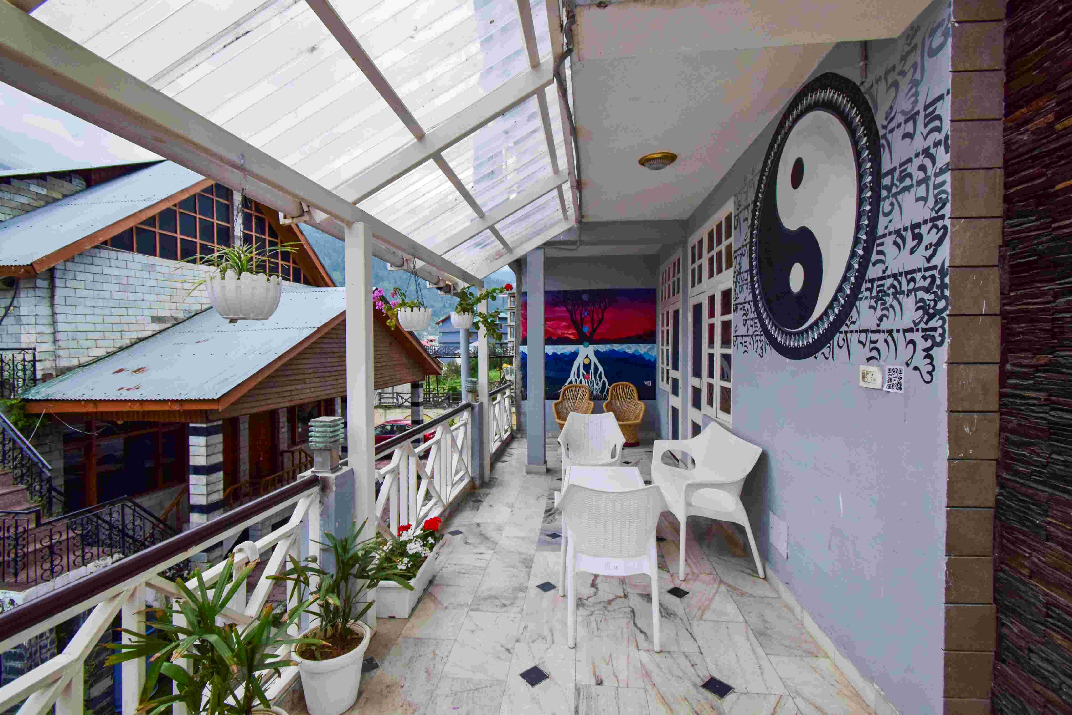 5 Bhk Private Boutique Villa in Manali