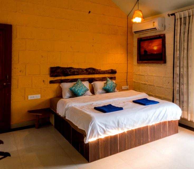 2 & 3 Bhk Private Villa with Swimming Pool in North Goa 